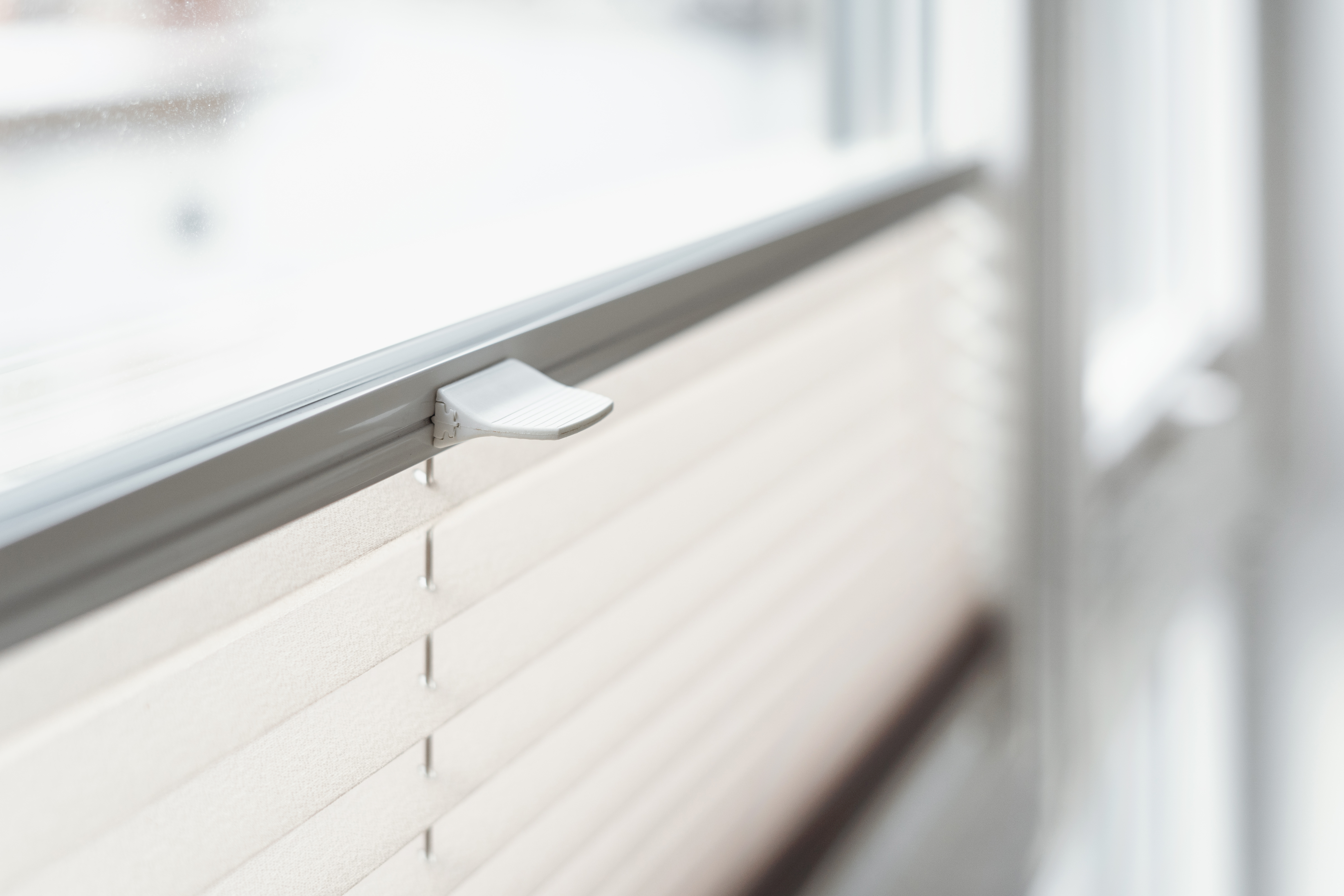 closeup-new-pleated-blind-jalousie-bedroom.jpg